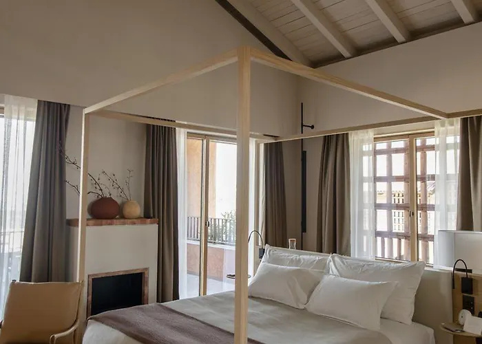 Casa Di Langa Hotel 5*